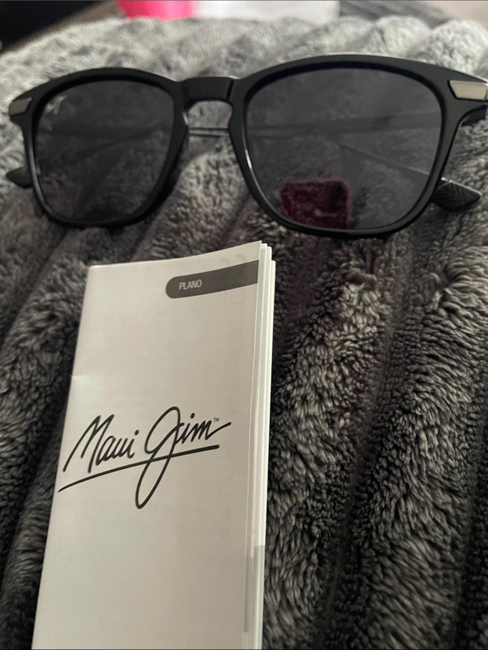 Maui Jim Men’s Black Frame Sunglasses with Dark Lenses
